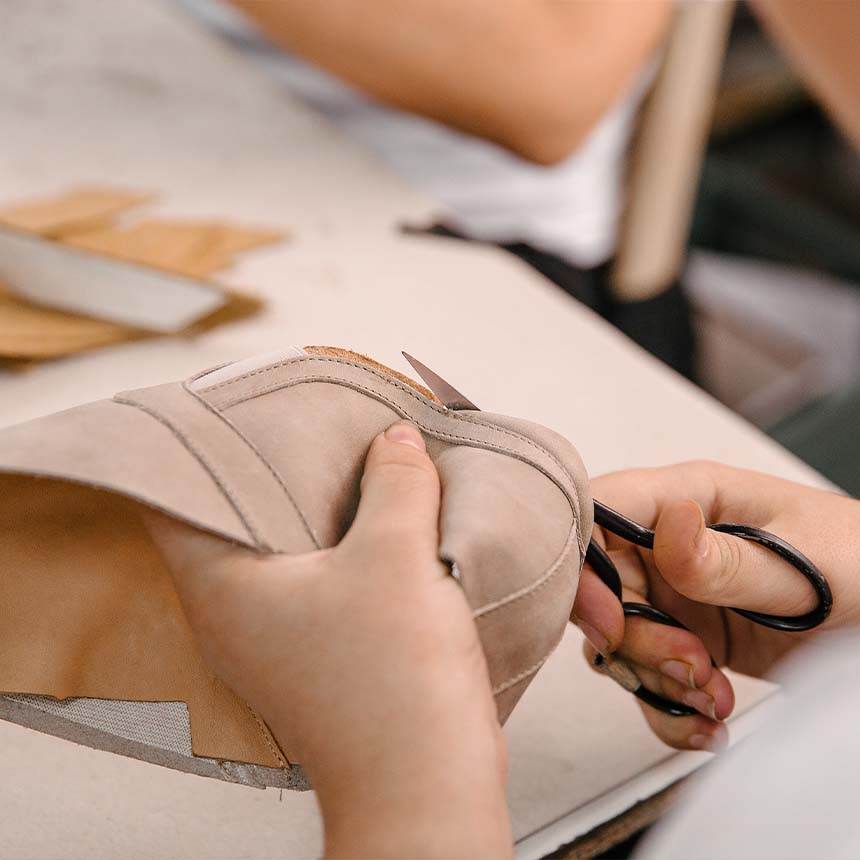 Think! shoes. Leather shoes made by hand. 